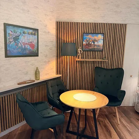 Desimo Apartment